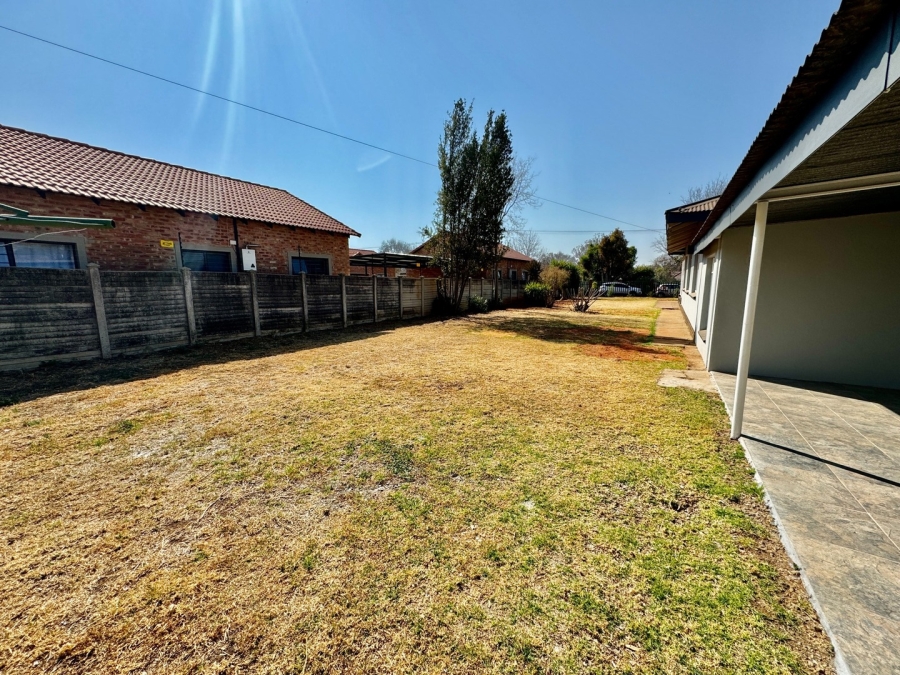 3 Bedroom Property for Sale in Potchefstroom North West